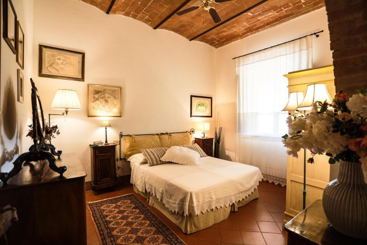 Suite Montagnana Сан-Джиминьяно Экстерьер фото